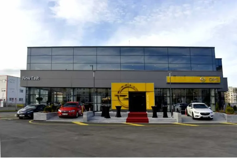 Showroom and administration of OPEL – Sofia